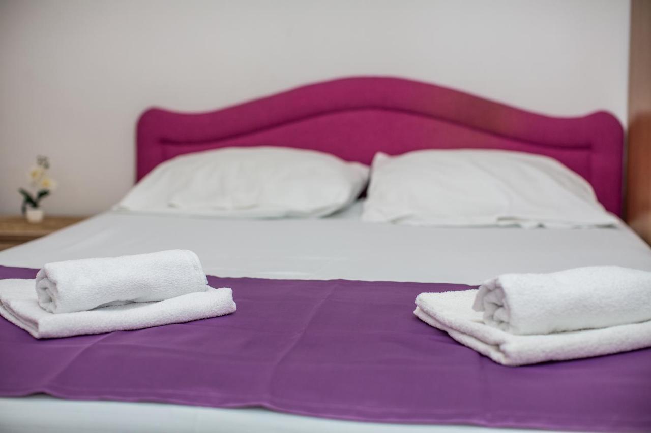 Apartments Jelena Улцин Екстериор снимка