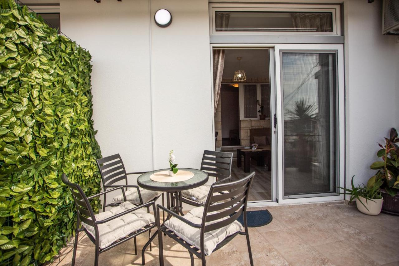 Apartments Jelena Улцин Екстериор снимка