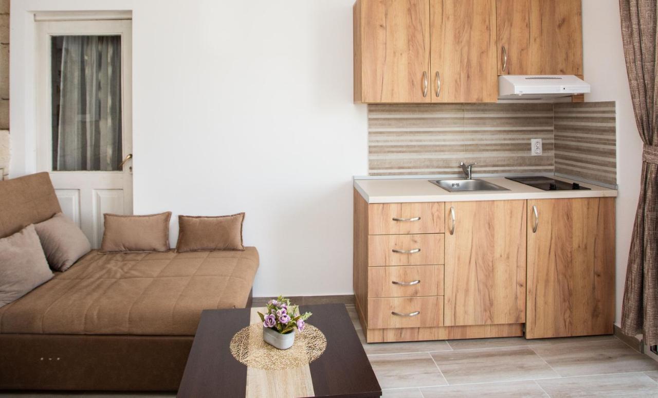 Apartments Jelena Улцин Екстериор снимка