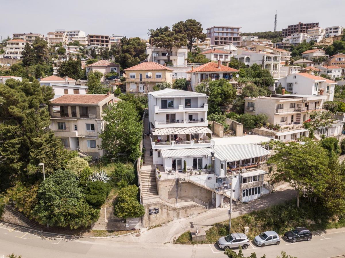 Apartments Jelena Улцин Екстериор снимка
