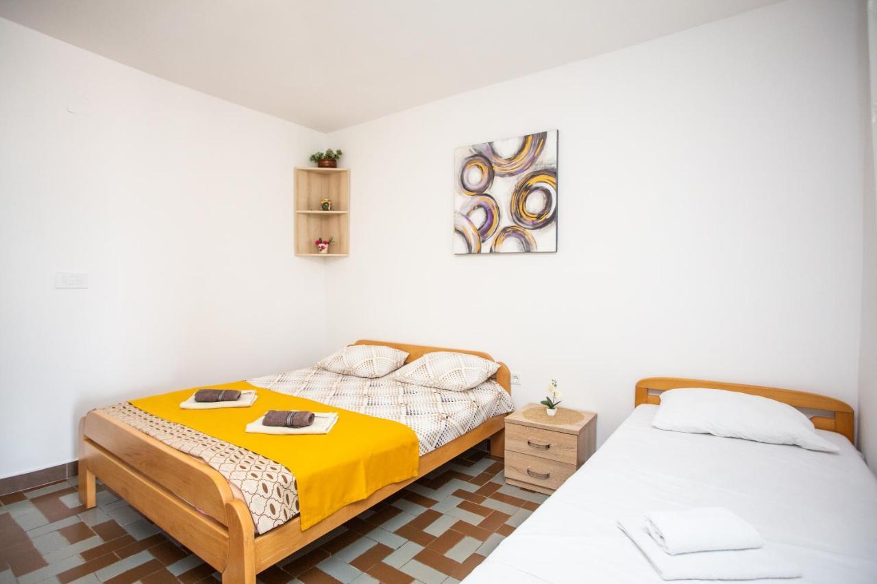 Apartments Jelena Улцин Екстериор снимка