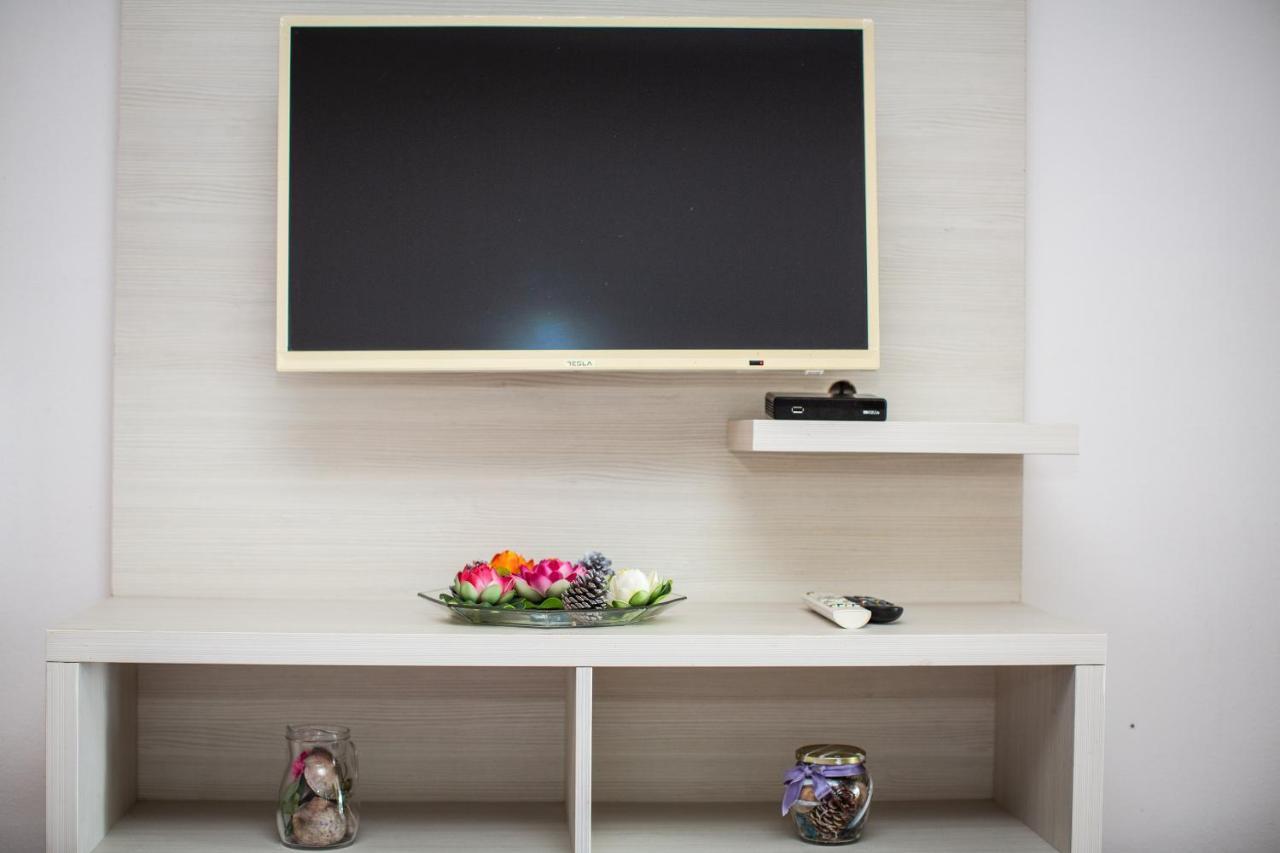 Apartments Jelena Улцин Екстериор снимка